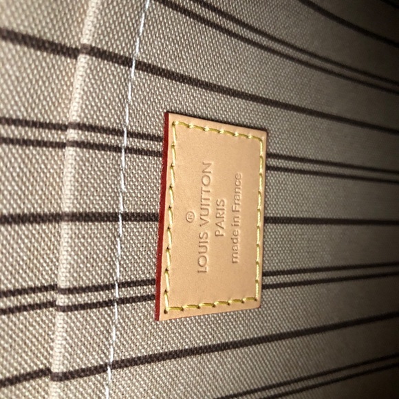 Louis Vuitton GAME ON Neverfull MM With Pouch - Picture 13 of 15